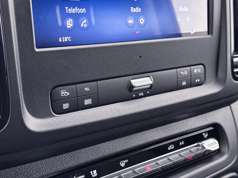 Gesloten bestelwagen Mercedes-Benz Vito 116 CDI L2 PRO Trekhaak 2.5t Multibeam Led Achteruitrijcamera Parkeersonseren Cruise Control Betimmering: afbeelding 15