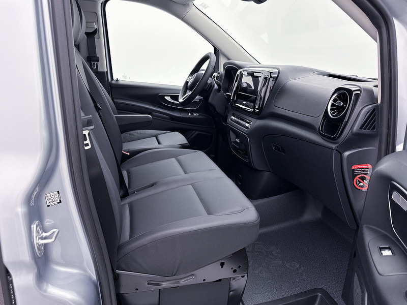 Kleine bestelwagen Mercedes-Benz Vito 116 CDI L2 Select Nieuw direct leverbaar Navigatie Multibeam LED Trekhaak Betimmering: afbeelding 18