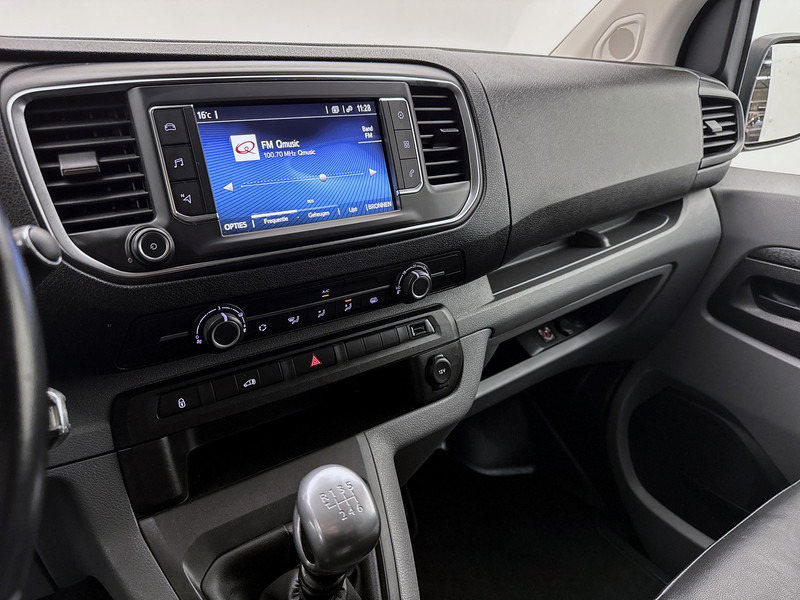 Kleine bestelwagen Toyota ProAce Worker 2.0 D-4D Navigator Marge (btw-vrij) Navigatie Trekhaak Camera Betimmering: afbeelding 6 Kleine bestelwagen Toyota ProAce Worker 2.0 D-4D Navigator Marge (btw-vrij) Navigatie Trekhaak Camera Betimmering: afbeelding 6