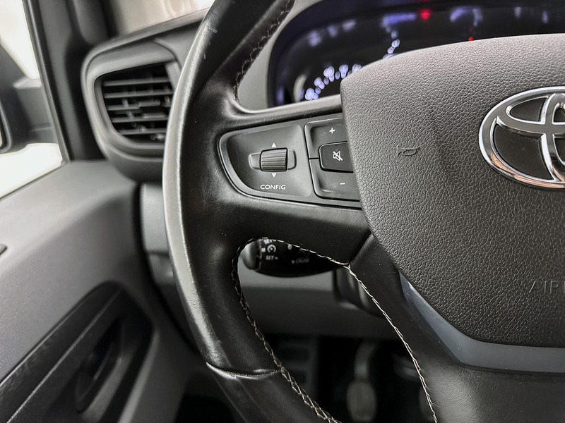 Kleine bestelwagen Toyota ProAce Worker 2.0 D-4D Navigator Marge (btw-vrij) Navigatie Trekhaak Camera Betimmering: afbeelding 13 Kleine bestelwagen Toyota ProAce Worker 2.0 D-4D Navigator Marge (btw-vrij) Navigatie Trekhaak Camera Betimmering: afbeelding 13