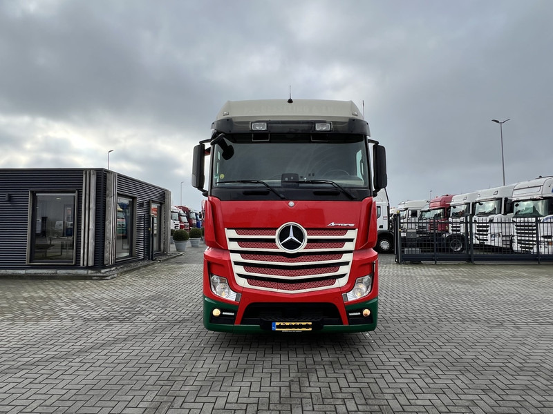 Mercedes-Benz Actros 2445 6x2 2x Tank - Trekker: afbeelding 2 Mercedes-Benz Actros 2445 6x2 2x Tank - Trekker: afbeelding 2