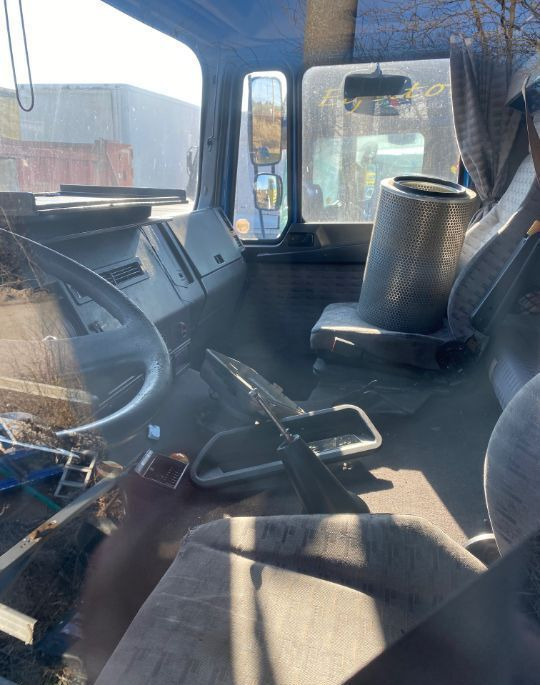 MAN SILENT , Model 1 / 2 / 3 , Dubla a completa MAN F2000 - Cabine voor Vrachtwagen: afbeelding 5 MAN SILENT , Model 1 / 2 / 3 , Dubla a completa MAN F2000 - Cabine voor Vrachtwagen: afbeelding 5