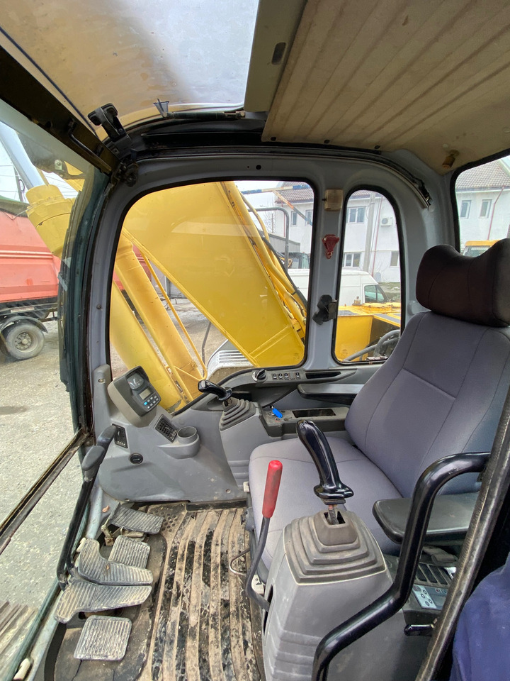 New Holland Kobelco E 215 22 T Klima - Rupsgraafmachine: afbeelding 2 New Holland Kobelco E 215 22 T Klima - Rupsgraafmachine: afbeelding 2