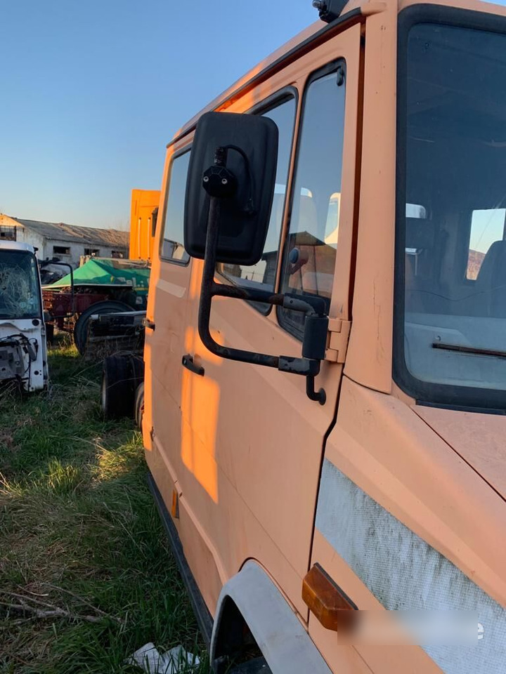 Piese din dezmembrari Mercedes Benz Vario 612 614 615 812 814 815 Mercedes-Benz Vario - Onderdelen voor Vrachtwagen: afbeelding 5 Piese din dezmembrari Mercedes Benz Vario 612 614 615 812 814 815 Mercedes-Benz Vario - Onderdelen voor Vrachtwagen: afbeelding 5