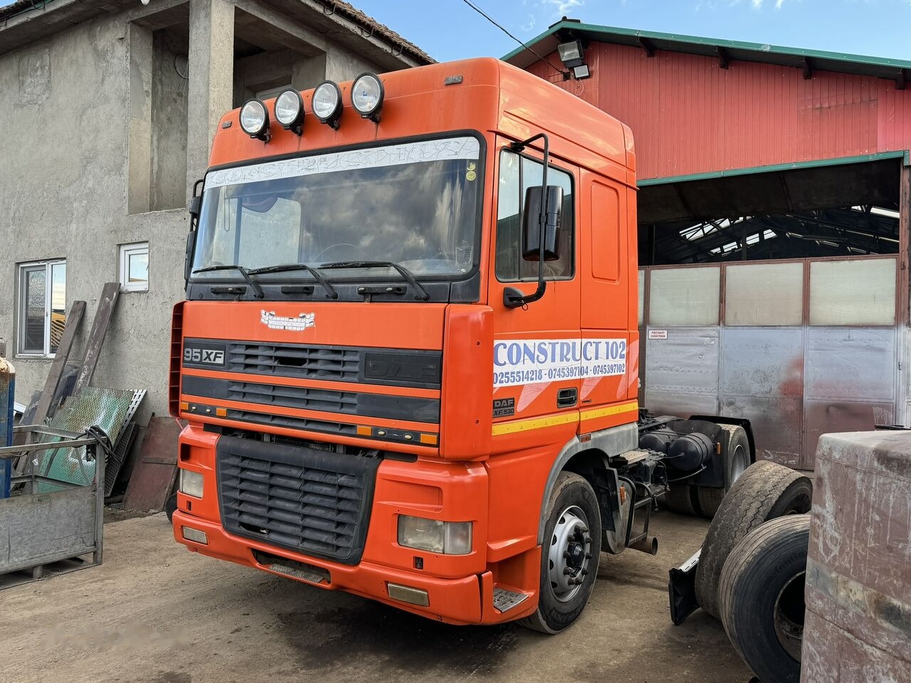 DAF XF 95 530 Euro 3 EXPORT Retarder - Trekker: afbeelding 2 DAF XF 95 530 Euro 3 EXPORT Retarder - Trekker: afbeelding 2