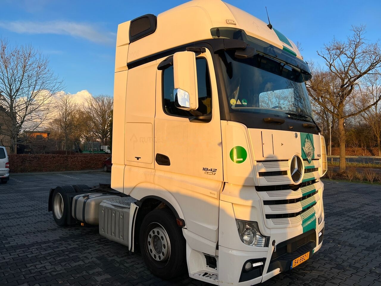 Mercedes-Benz Actros 1842 MP4 - Trekker: afbeelding 1 Mercedes-Benz Actros 1842 MP4 - Trekker: afbeelding 1