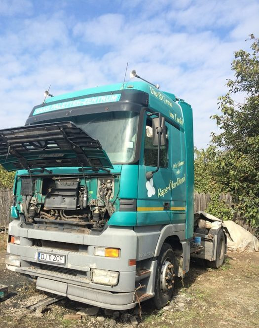 Mercedes-Benz (Magarus, Actros, Axor, Atego) - Trekker: afbeelding 1 Mercedes-Benz (Magarus, Actros, Axor, Atego) - Trekker: afbeelding 1