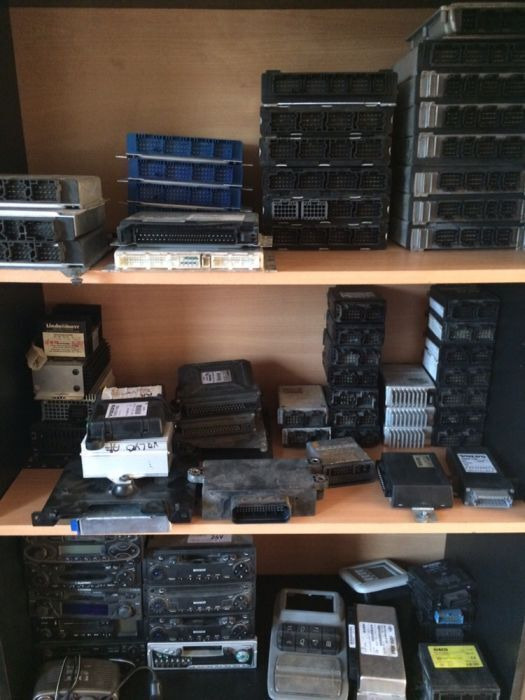 Vand calculatoare bord IVECO - ECU voor Vrachtwagen: afbeelding 2 Vand calculatoare bord IVECO - ECU voor Vrachtwagen: afbeelding 2