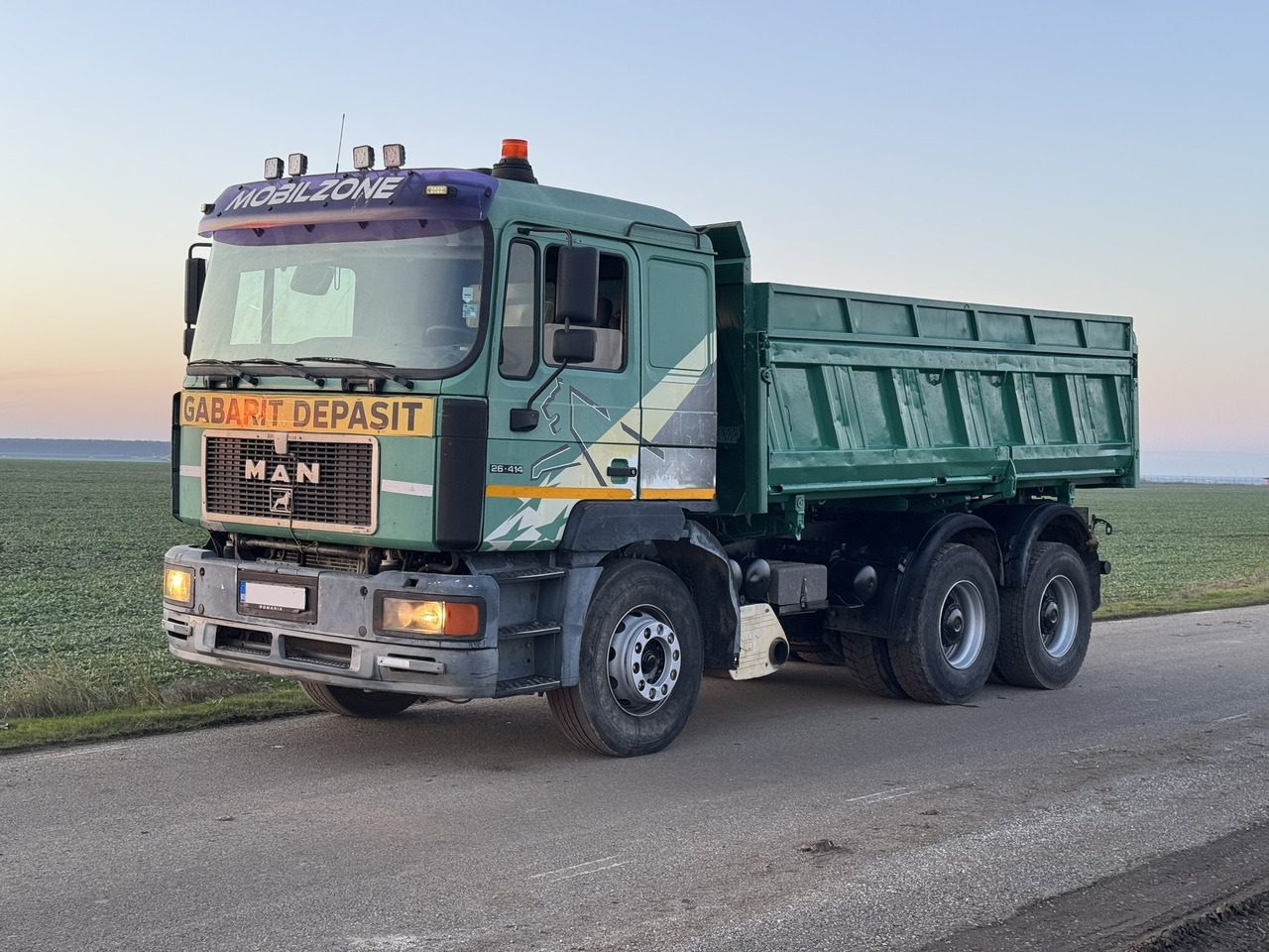 MAN 26 414 6x4 KIPPER L2000 Euro3 Manual Injection Pomp - Vrachtwagen: afbeelding 5 MAN 26 414 6x4 KIPPER L2000 Euro3 Manual Injection Pomp - Vrachtwagen: afbeelding 5