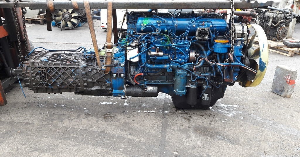 IVECO 8210.42L 420 E2 IVECO EuroTech Magirus - Motor voor Vrachtwagen: afbeelding 1 IVECO 8210.42L 420 E2 IVECO EuroTech Magirus - Motor voor Vrachtwagen: afbeelding 1