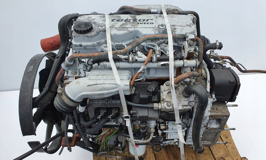IVECO TECTOR F4AE0481A IVECO EuroCargo I-III - Motor voor Vrachtwagen: afbeelding 1 IVECO TECTOR F4AE0481A IVECO EuroCargo I-III - Motor voor Vrachtwagen: afbeelding 1