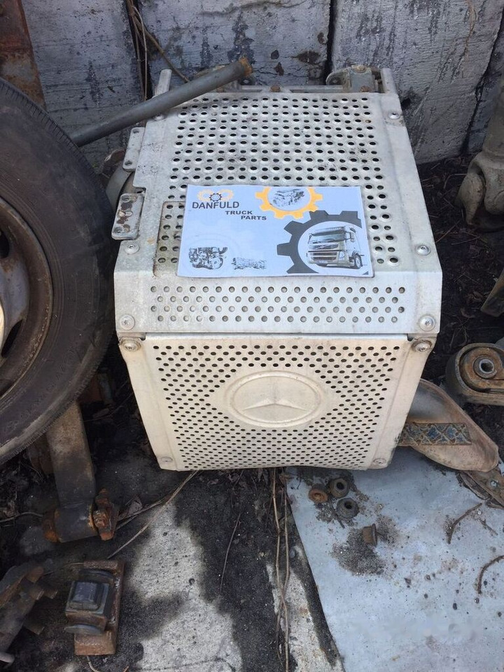 Mercedes-Benz Axor OM457LA truck - Katalysator voor Vrachtwagen: afbeelding 1 Mercedes-Benz Axor OM457LA truck - Katalysator voor Vrachtwagen: afbeelding 1