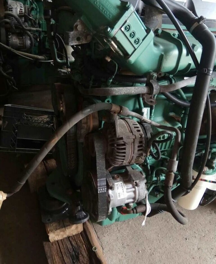 Volvo D13A 400 440   Volvo FH FM - Motor voor Vrachtwagen: afbeelding 2 Volvo D13A 400 440   Volvo FH FM - Motor voor Vrachtwagen: afbeelding 2