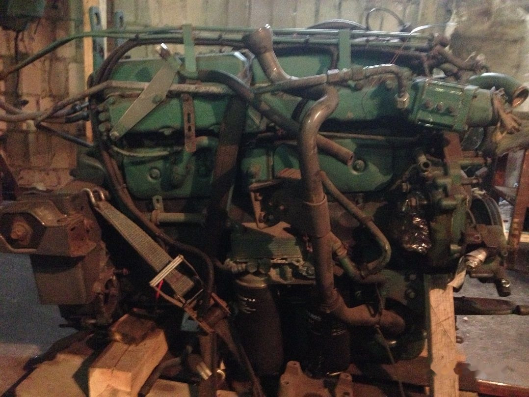 Motor voor Vrachtwagen Volvo D6A210 EC96 Volvo FL 6: afbeelding 1