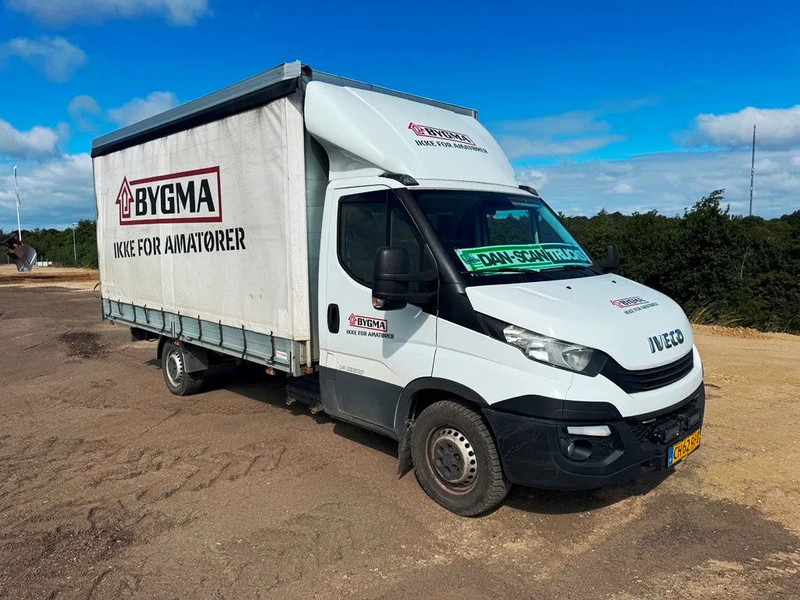 Iveco 35S18 3,0 TDI Aut. Gear. Euro 6. webasto night heater - Huifzeil bedrijfswagen: afbeelding 2 Iveco 35S18 3,0 TDI Aut. Gear. Euro 6. webasto night heater - Huifzeil bedrijfswagen: afbeelding 2