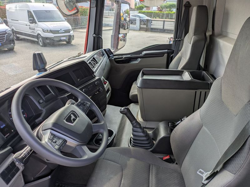MAN TGL Cubo con pedana 7,5 tonn EURO6 MAN TGL 7,5 tonn EURO6 - Bakwagen: afbeelding 4 MAN TGL Cubo con pedana 7,5 tonn EURO6 MAN TGL 7,5 tonn EURO6 - Bakwagen: afbeelding 4