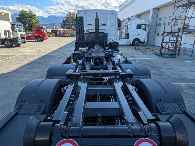 MOTRICE MAN 6x2 CON GANCIO SCARRABILE MAN TGS 26.480 6x2-4 BL CH - Haakarmsysteem vrachtwagen: afbeelding 2 MOTRICE MAN 6x2 CON GANCIO SCARRABILE MAN TGS 26.480 6x2-4 BL CH - Haakarmsysteem vrachtwagen: afbeelding 2