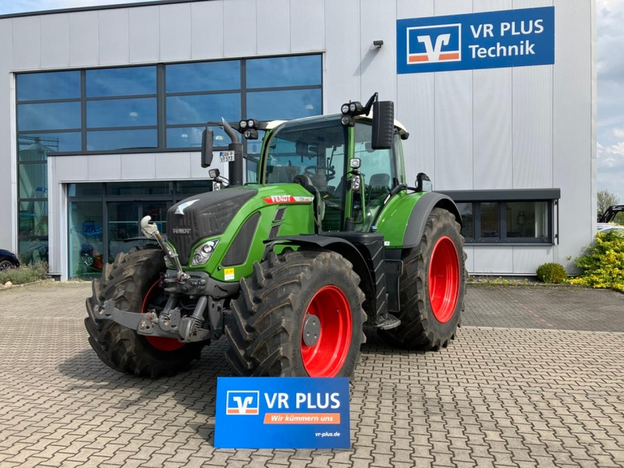 Fendt VARIO 724 GEN 6 PROFI PLUS SET 2 - Tractor: afbeelding 1 Fendt VARIO 724 GEN 6 PROFI PLUS SET 2 - Tractor: afbeelding 1