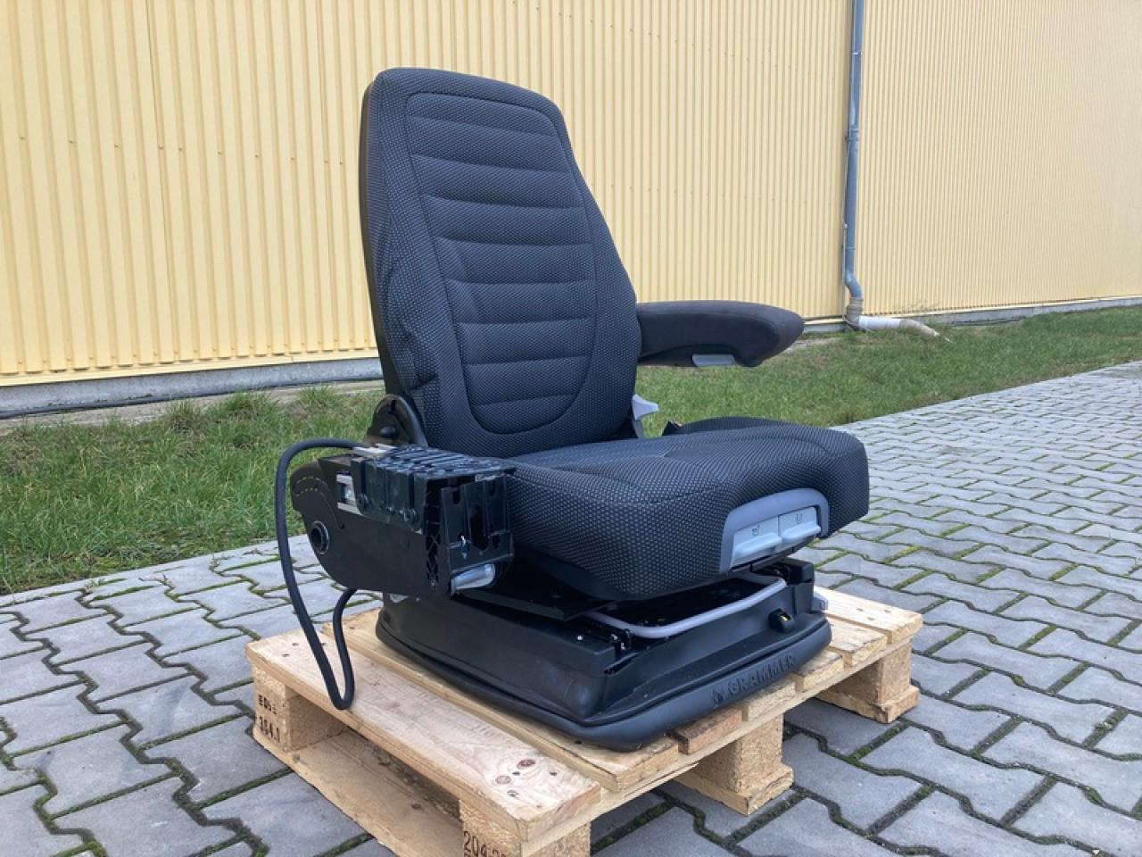 GRAMMER SITZ FENDT IDEAL - Zitplaats voor Landbouwmachine: afbeelding 1 GRAMMER SITZ FENDT IDEAL - Zitplaats voor Landbouwmachine: afbeelding 1