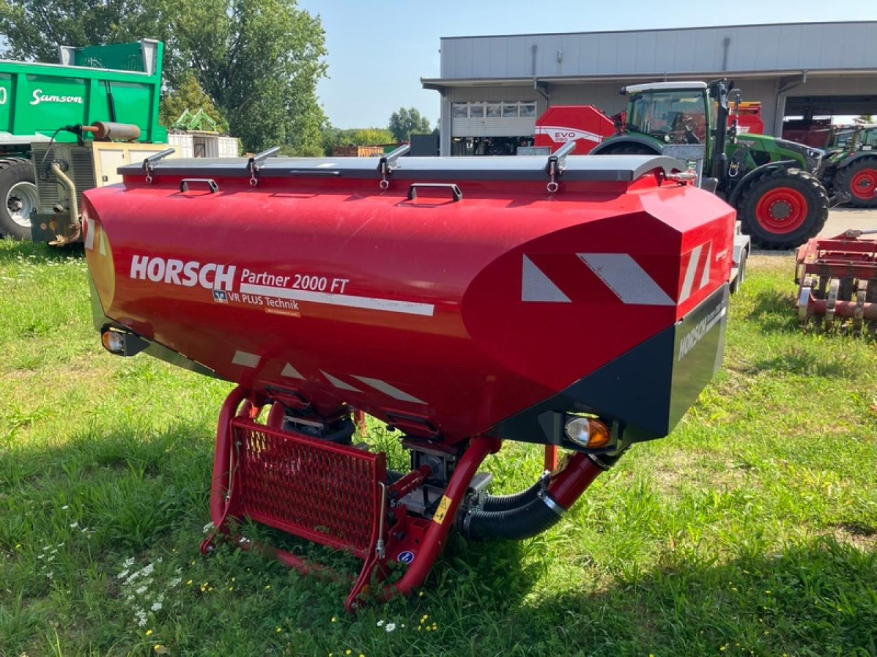 Horsch PARTNER 2000 FRONTTANK - Kunstmeststrooier: afbeelding 1 Horsch PARTNER 2000 FRONTTANK - Kunstmeststrooier: afbeelding 1