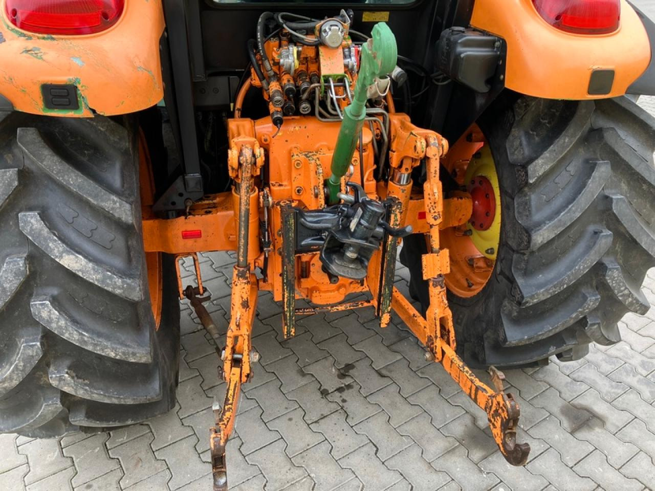 Tractor John Deere 5720: afbeelding 7