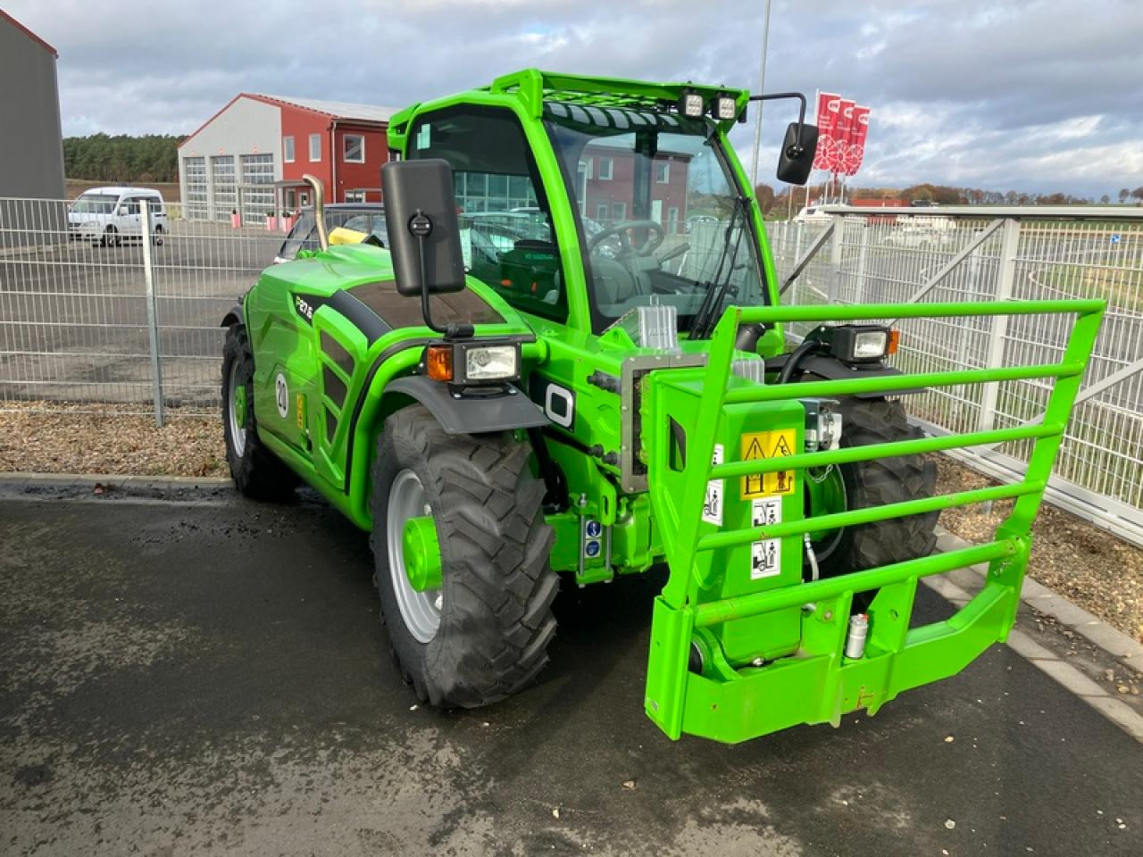 Merlo P27.6 PLUSAKTION - Verreiker: afbeelding 1 Merlo P27.6 PLUSAKTION - Verreiker: afbeelding 1