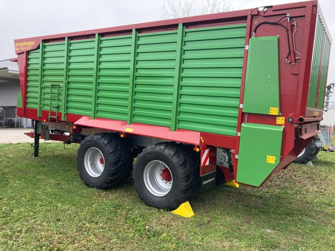 Strautmann GIGA 4602 DO - Landbouwkipper: afbeelding 3 Strautmann GIGA 4602 DO - Landbouwkipper: afbeelding 3