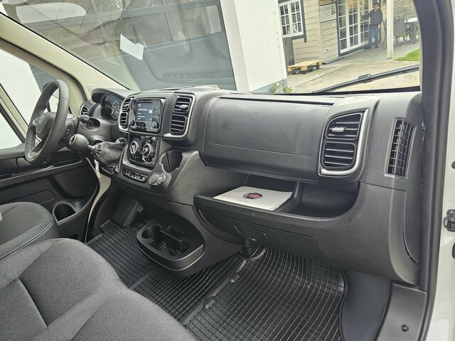 Kleine bestelwagen FIAT Ducato 120 L2H1 Premium Kabine + Visibility...: afbeelding 17