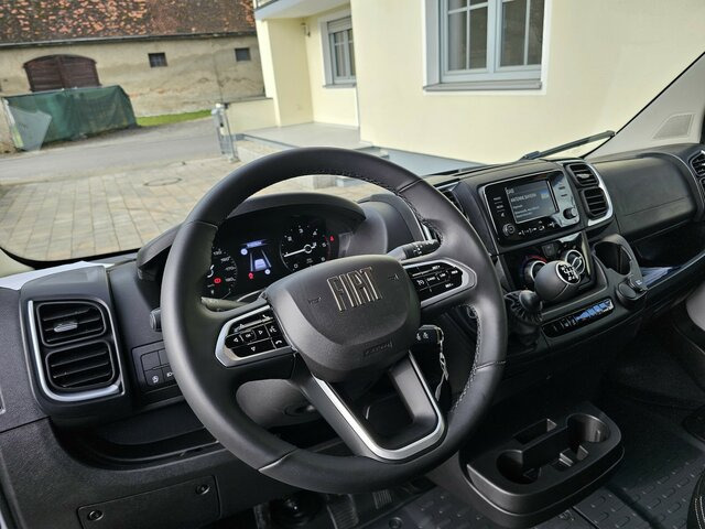 FIAT Ducato 35 L3H2 MAXI 13m³ 180 teilverglast... - Gesloten bestelwagen: afbeelding 4 FIAT Ducato 35 L3H2 MAXI 13m³ 180 teilverglast... - Gesloten bestelwagen: afbeelding 4