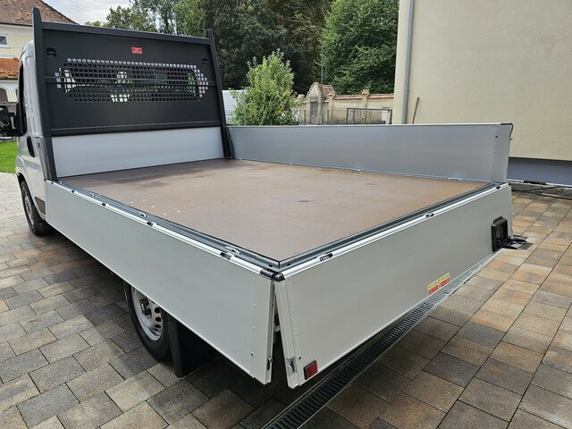 Bestelwagen met open laadbak FIAT Ducato MAXI Serie10-9.2 2025 Pritsche sofort...: afbeelding 38 Bestelwagen met open laadbak FIAT Ducato MAXI Serie10-9.2 2025 Pritsche sofort...: afbeelding 38