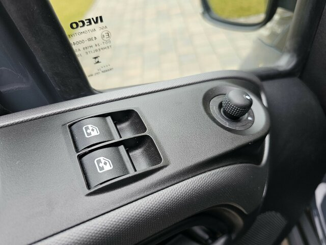 Nieuw Huifzeil bedrijfswagen IVECO Daily 35S18 3.0 Pritsche Plane Ladebordwand AHK: afbeelding 40