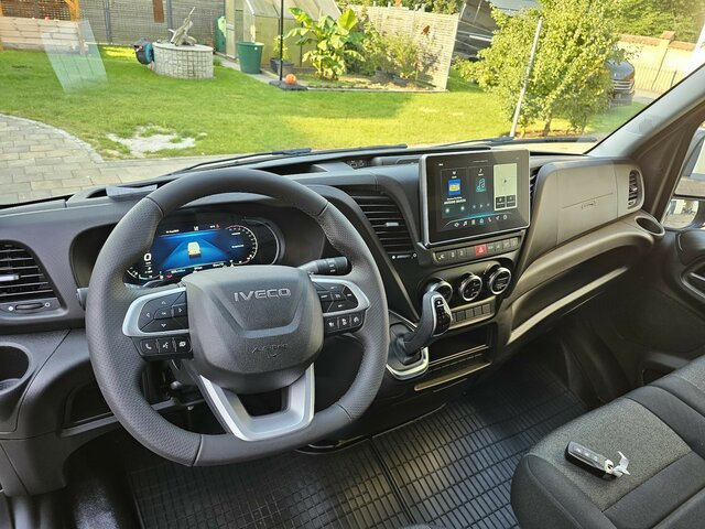IVECO Daily 35S18HA8V DOKA Hi-Matic 12m³ 2xSchiebetür - Gesloten bestelwagen, Bestelwagen met dubbele cabine: afbeelding 5 IVECO Daily 35S18HA8V DOKA Hi-Matic 12m³ 2xSchiebetür - Gesloten bestelwagen, Bestelwagen met dubbele cabine: afbeelding 5