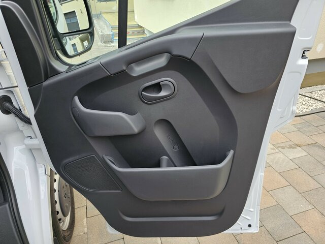Gesloten bestelwagen RENAULT Master L3H2 dci 150 3,5t PRO+ Navi PDC: afbeelding 21