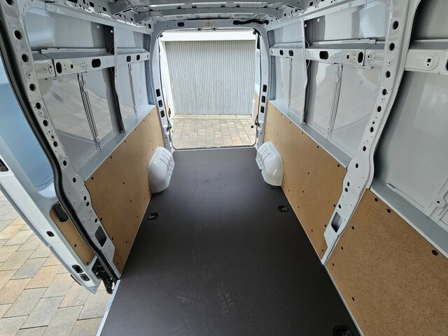 Gesloten bestelwagen RENAULT Master L3H2 dci 150 3,5t PRO+ Navi PDC: afbeelding 30
