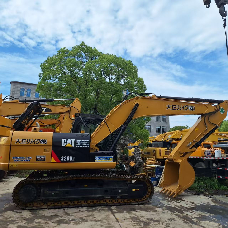 CAT 320D2 Excavator - Rupsgraafmachine: afbeelding 1 CAT 320D2 Excavator - Rupsgraafmachine: afbeelding 1