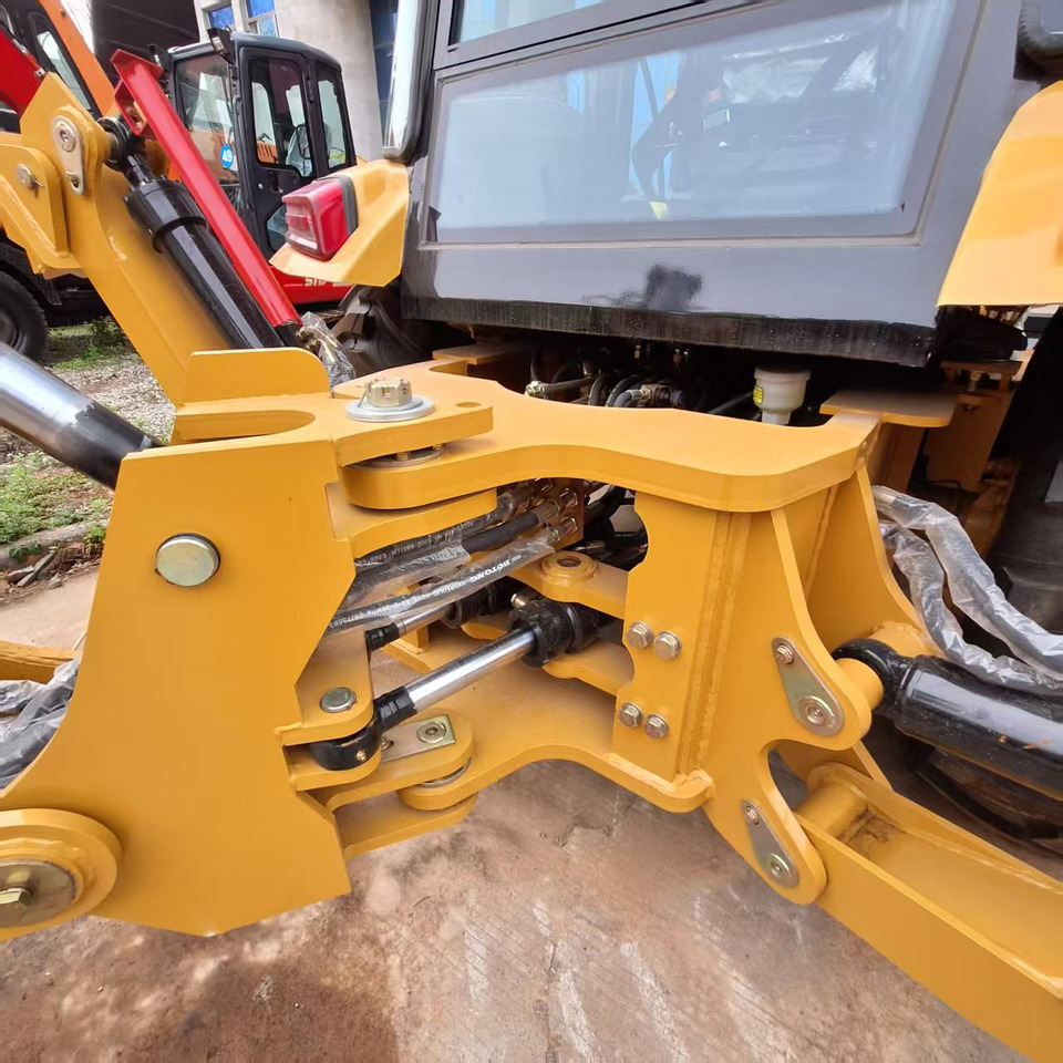 CAT 420F2 Backhoe Loader - Graaflaadmachine: afbeelding 4 CAT 420F2 Backhoe Loader - Graaflaadmachine: afbeelding 4
