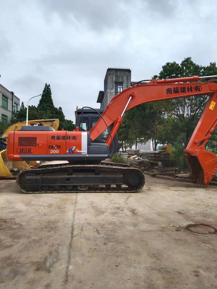 Hitachi ZX200 Excavator - Rupsgraafmachine: afbeelding 3 Hitachi ZX200 Excavator - Rupsgraafmachine: afbeelding 3
