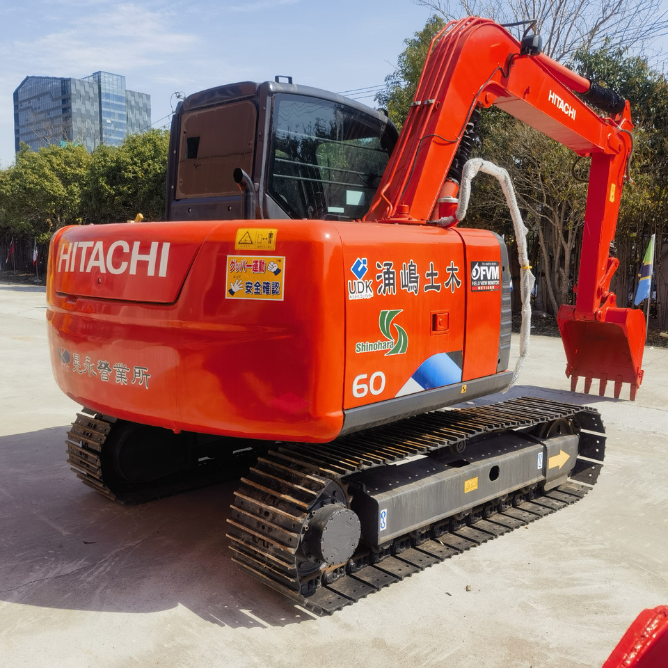 Hitachi ZX60 Excavator - Rupsgraafmachine: afbeelding 1 Hitachi ZX60 Excavator - Rupsgraafmachine: afbeelding 1