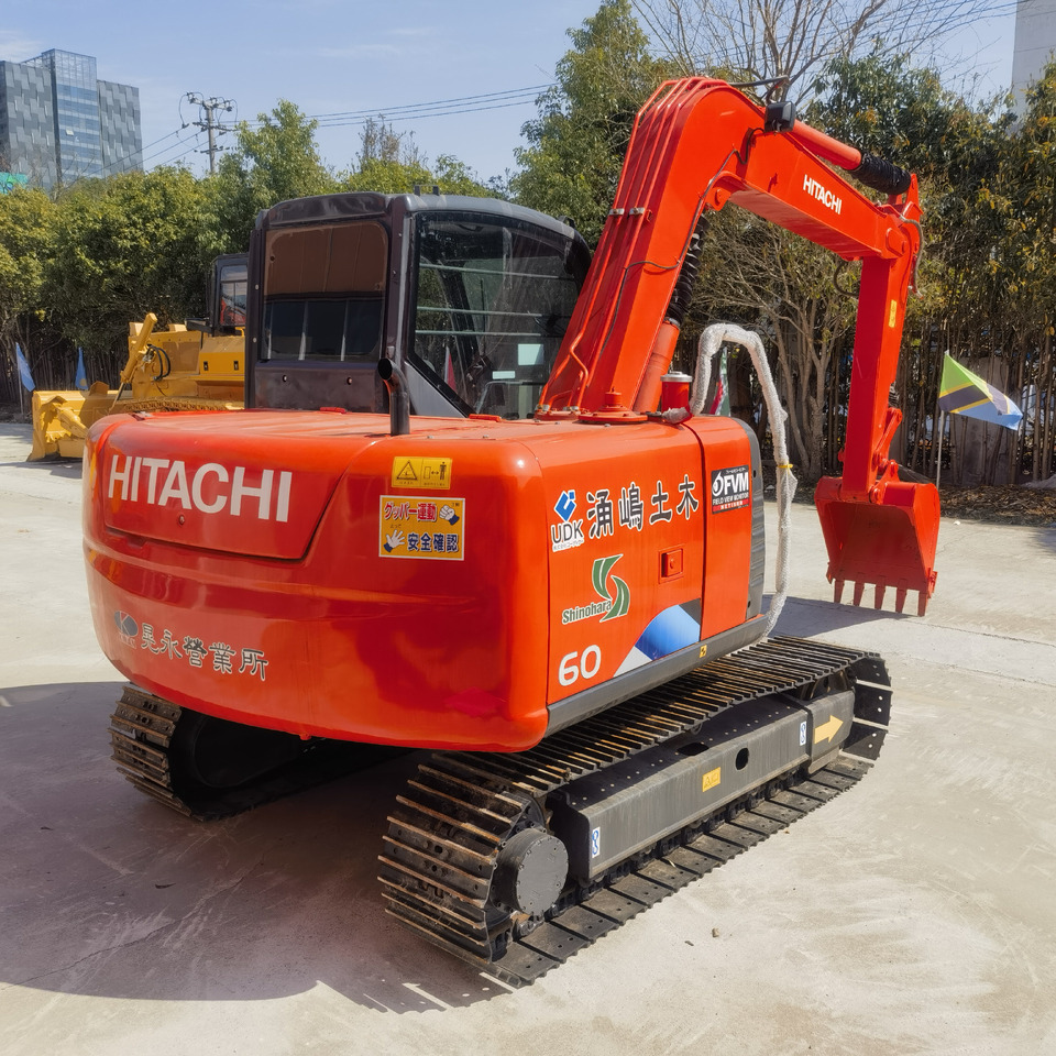 Hitachi ZX60 Excavator - Rupsgraafmachine: afbeelding 2 Hitachi ZX60 Excavator - Rupsgraafmachine: afbeelding 2