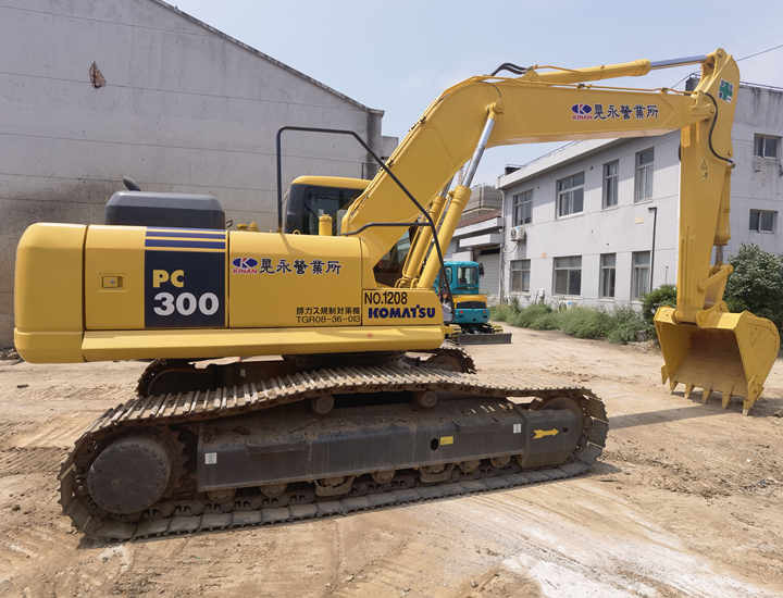 Hot Selling Japan Komatsu PC300-7 Excavators Crawler Excavator Used Pc300-7 at low Price for sale - Rupsgraafmachine: afbeelding 4 Hot Selling Japan Komatsu PC300-7 Excavators Crawler Excavator Used Pc300-7 at low Price for sale - Rupsgraafmachine: afbeelding 4