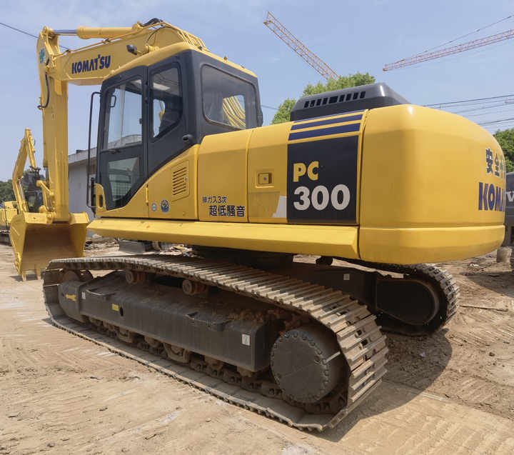 Hot Selling Japan Komatsu PC300-7 Excavators Crawler Excavator Used Pc300-7 at low Price for sale - Rupsgraafmachine: afbeelding 2 Hot Selling Japan Komatsu PC300-7 Excavators Crawler Excavator Used Pc300-7 at low Price for sale - Rupsgraafmachine: afbeelding 2