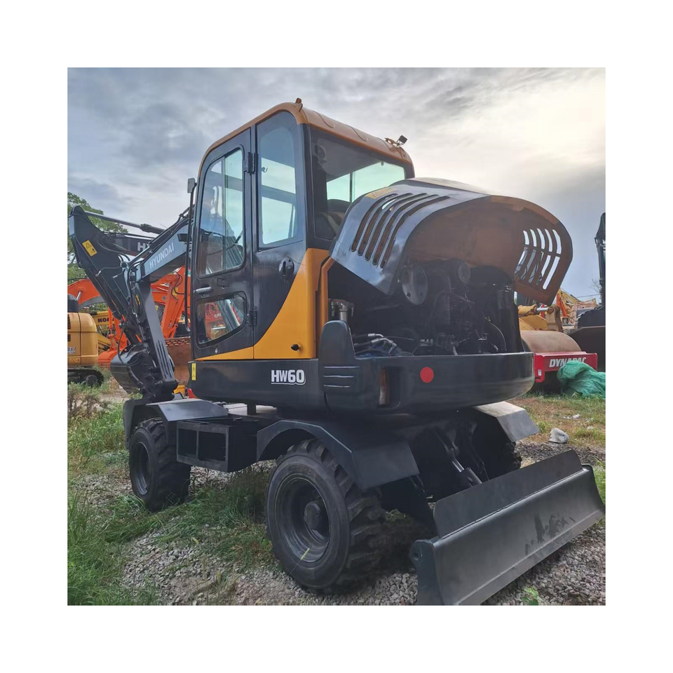 Hyundai HW60 excavator - Mobiele graafmachine: afbeelding 2 Hyundai HW60 excavator - Mobiele graafmachine: afbeelding 2