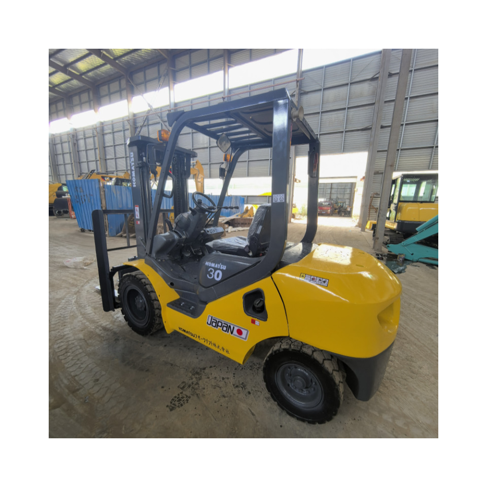 Komatsu FD30 Forklift - Diesel heftruck: afbeelding 1 Komatsu FD30 Forklift - Diesel heftruck: afbeelding 1