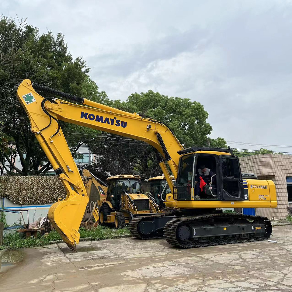 Komatsu PC 220-8 Excavator - Rupsgraafmachine: afbeelding 4 Komatsu PC 220-8 Excavator - Rupsgraafmachine: afbeelding 4
