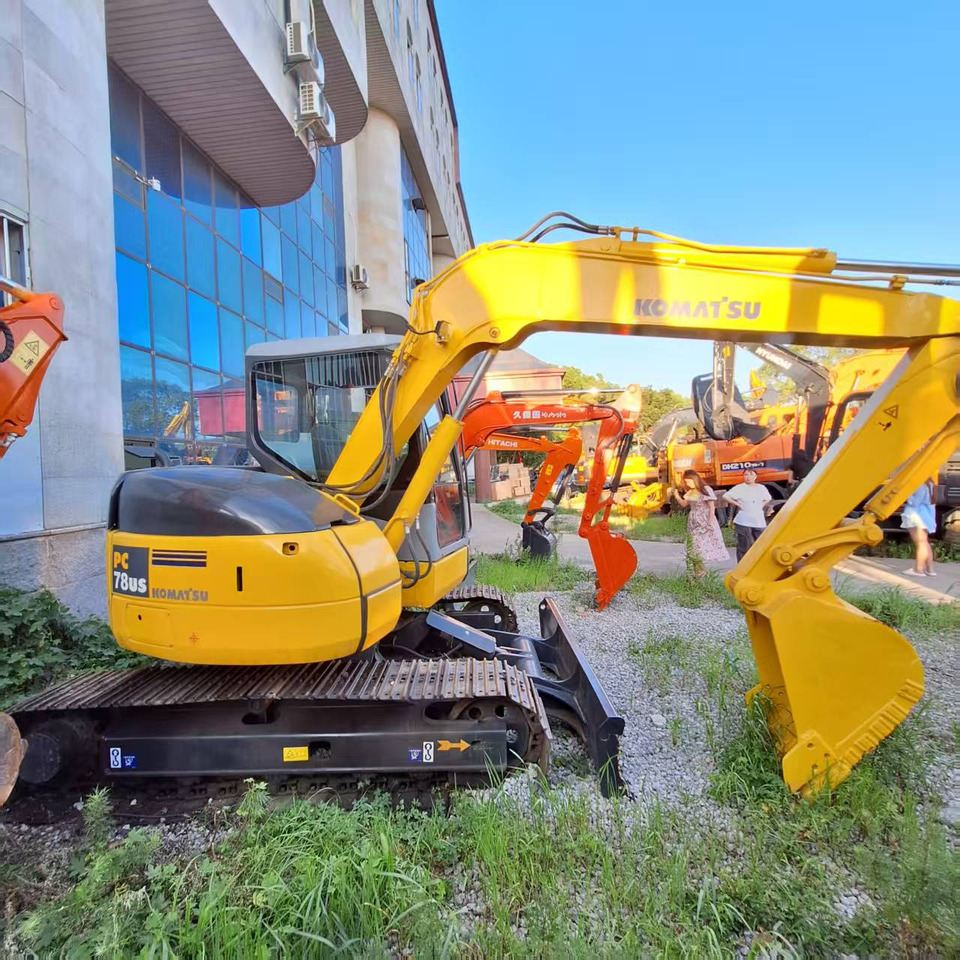 Komatsu pc78us Excavator - Rupsgraafmachine: afbeelding 2 Komatsu pc78us Excavator - Rupsgraafmachine: afbeelding 2