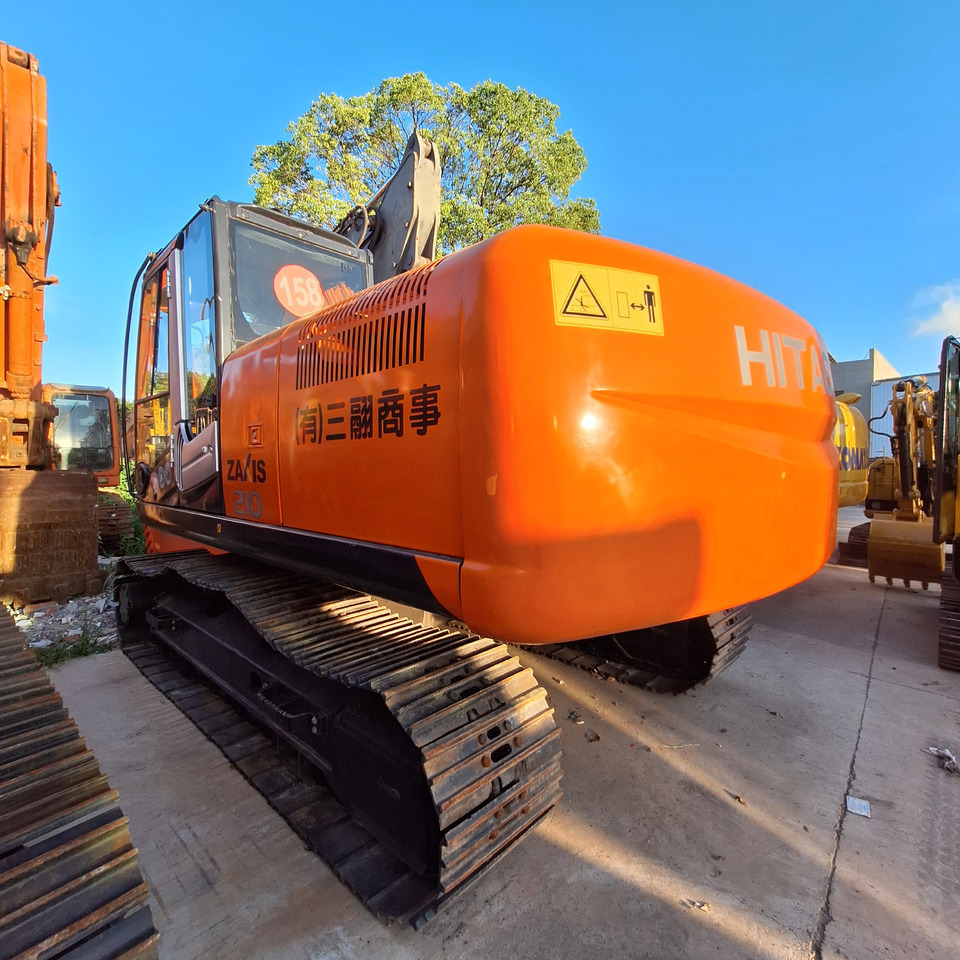 Second hand Hitachi ZX210 excavator - Graafmachine: afbeelding 3 Second hand Hitachi ZX210 excavator - Graafmachine: afbeelding 3