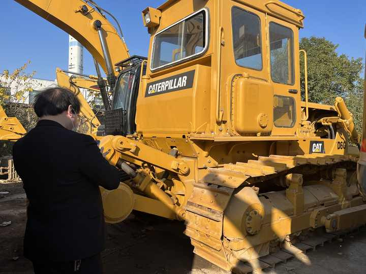 Used CAT D6R D6G bulldozer original second-hand CAT D6G D7G bulldozer for sale - Bulldozer: afbeelding 2 Used CAT D6R D6G bulldozer original second-hand CAT D6G D7G bulldozer for sale - Bulldozer: afbeelding 2