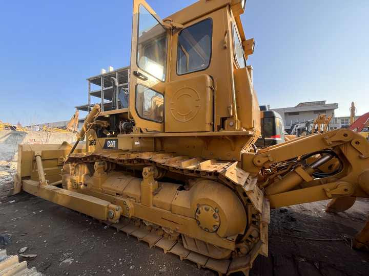 Cat d6g crawler tractor Cat D6g bullDozer Used high quality cat d6r d6g d7g dozer cheap for sale - Bulldozer: afbeelding 4 Cat d6g crawler tractor Cat D6g bullDozer Used high quality cat d6r d6g d7g dozer cheap for sale - Bulldozer: afbeelding 4