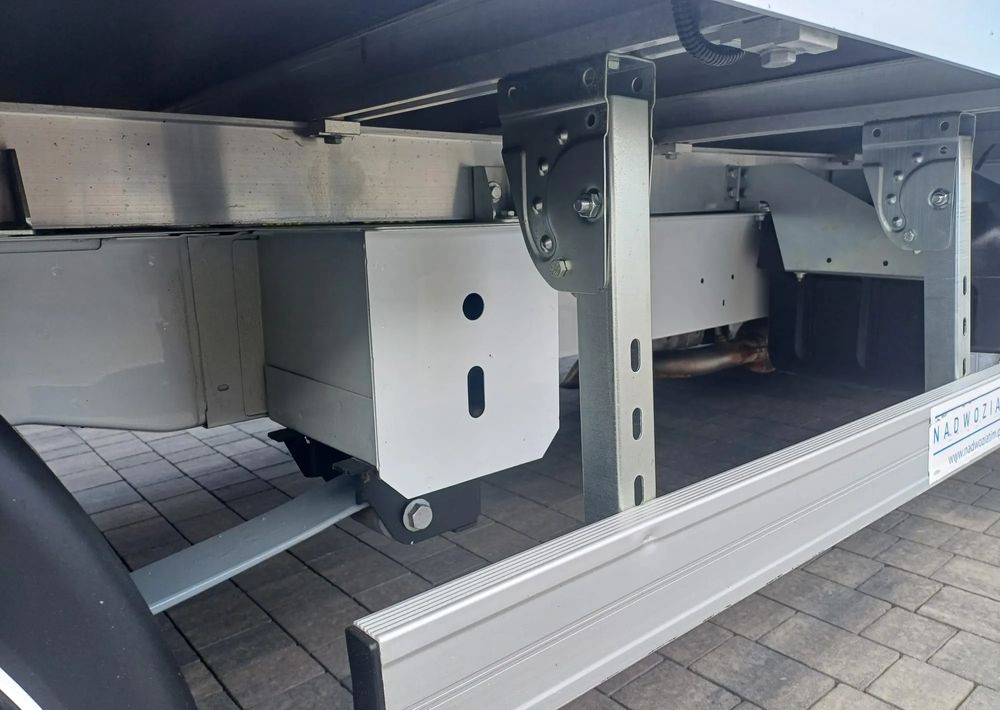 Bestelwagen met open laadbak Renault Master 2.3dci 168KM 10palet 2022rok: afbeelding 16
