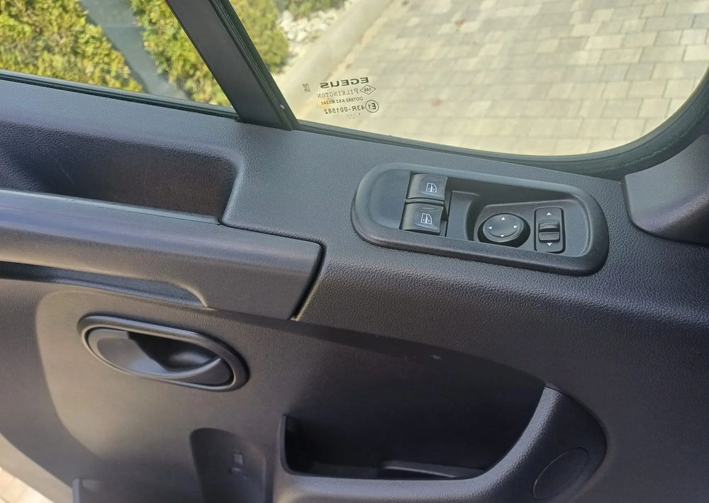 Renault Master 2.3dci 168KM 10palet 2022rok - Huifzeil bedrijfswagen: afbeelding 5 Renault Master 2.3dci 168KM 10palet 2022rok - Huifzeil bedrijfswagen: afbeelding 5